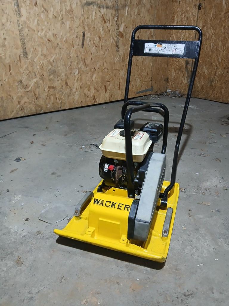Wacker trilplaat vpa1750, Ophalen
