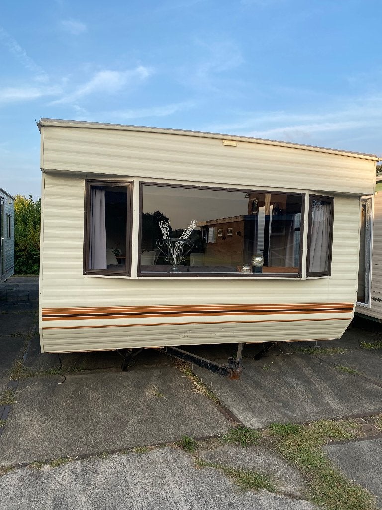 ABI  10x3.75 met 2 slkamers schone badkamer en keuken airoc, Tot en met 5