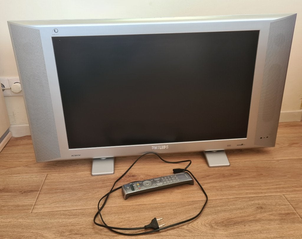 LCD kleuren televisie, Ophalen, Philips, Gebruikt, 50 Hz