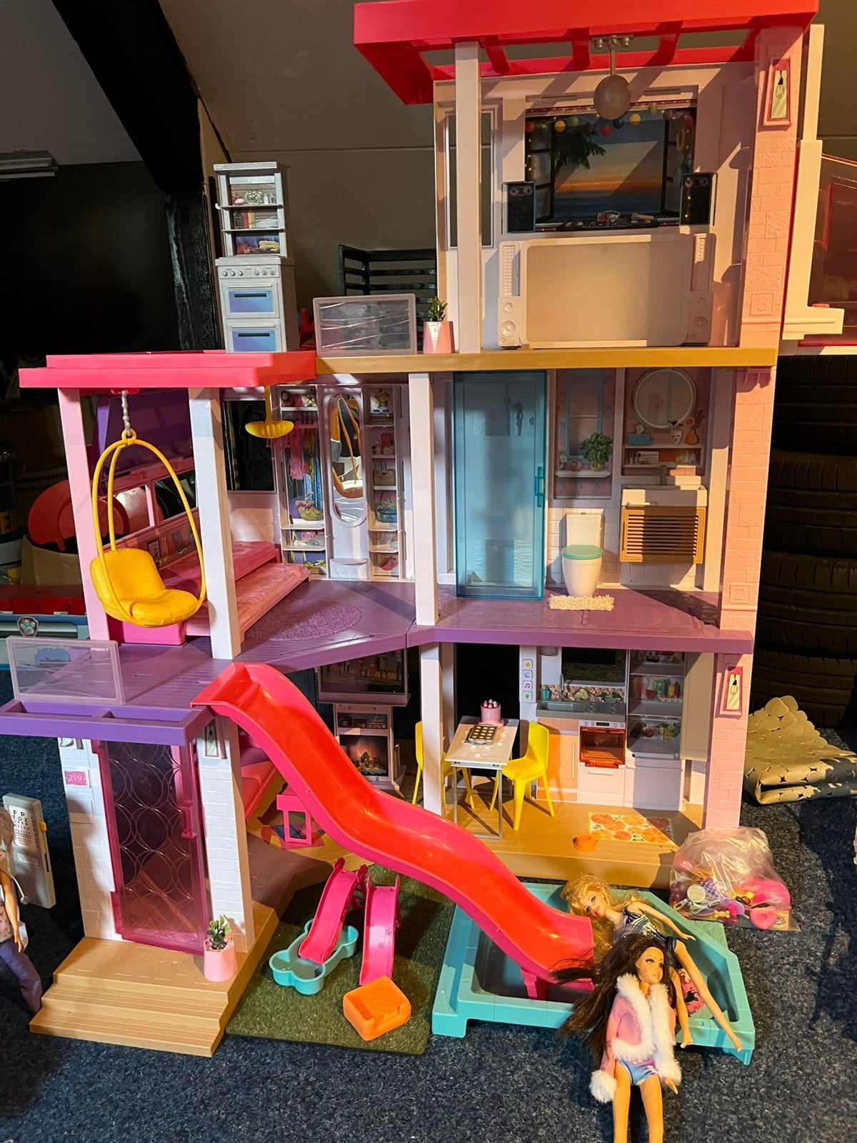 Barbie dream house met vele extra’s, Ophalen, Gebruikt, Toebehoren