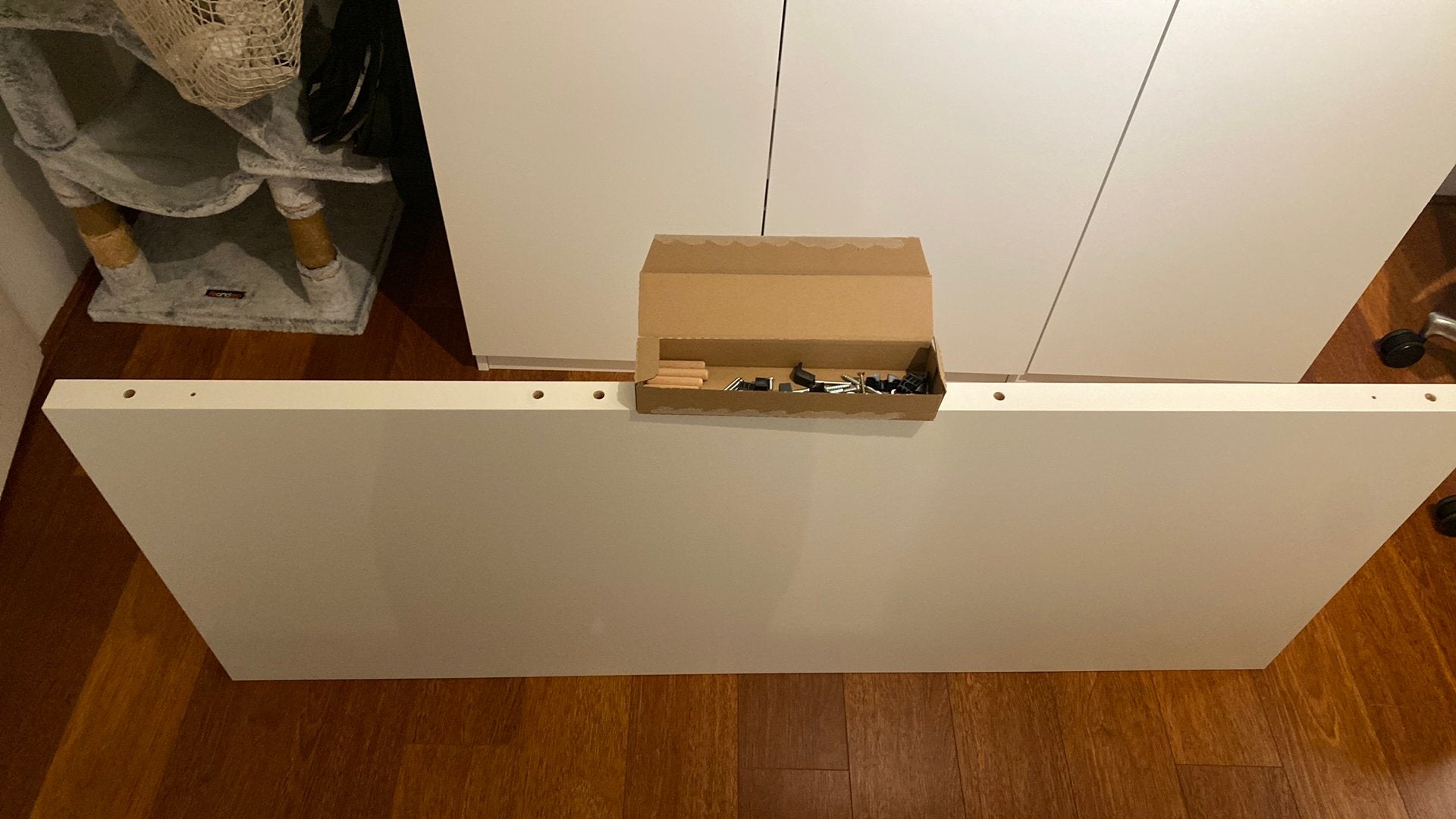 Malm bed hoofdbord nieuw, Ophalen, 30 tot 80 cm, Radiator, Zo goed als nieuw