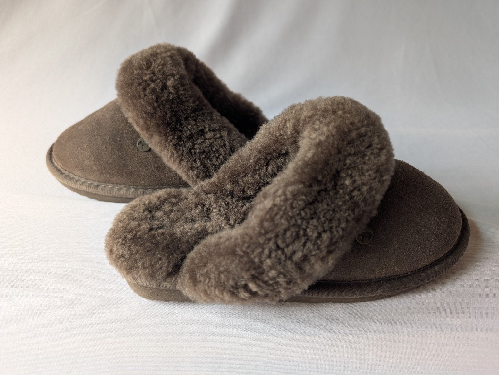 Warmbat Flurry suède Pantoffels sloffen, Ophalen of Verzenden, Nieuw, Jongetje of Meisje, Slofjes