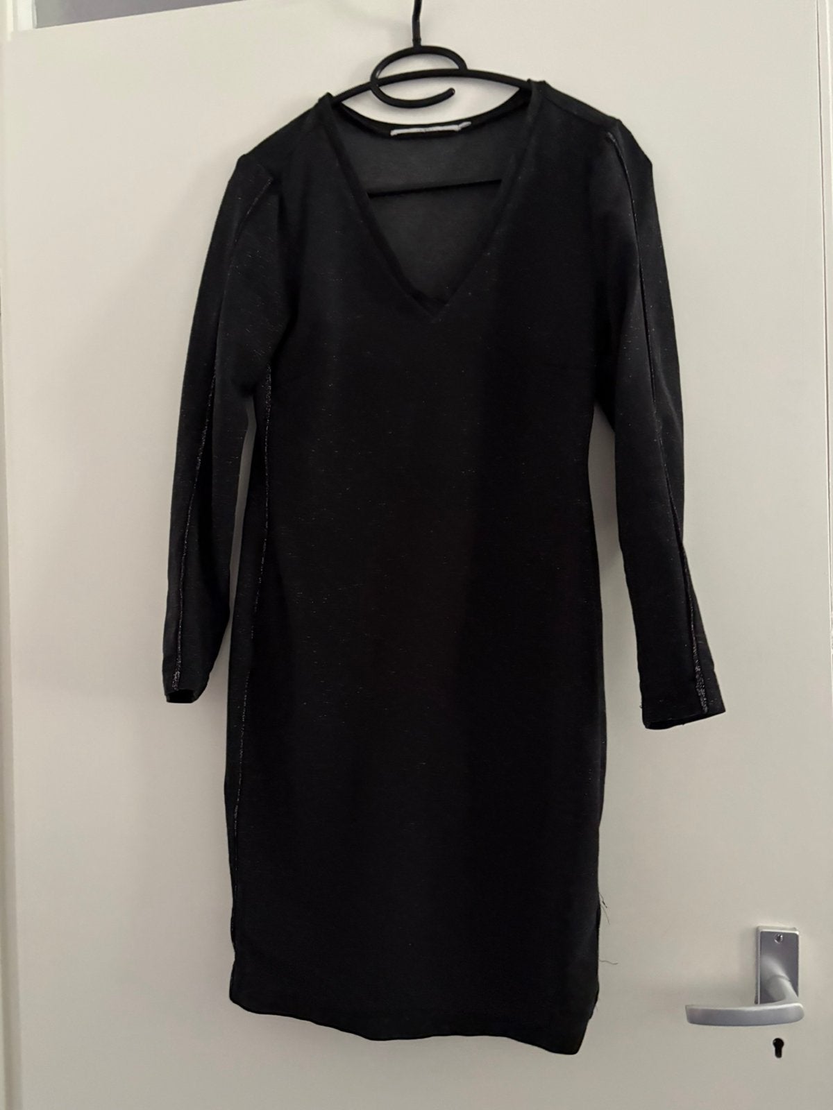 Aiko jurk maat xs, Zwart, Ophalen of Verzenden, Zo goed als nieuw, Maat 34 (XS) of kleiner