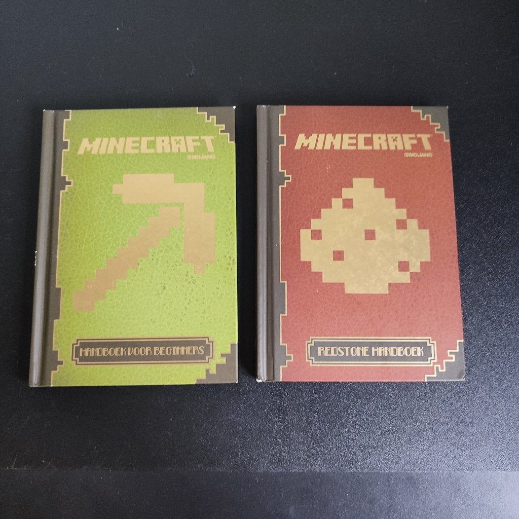 Minecraft handboek voor beginners en redstone handboek., Boeken, Ophalen of Verzenden, Zo goed als nieuw