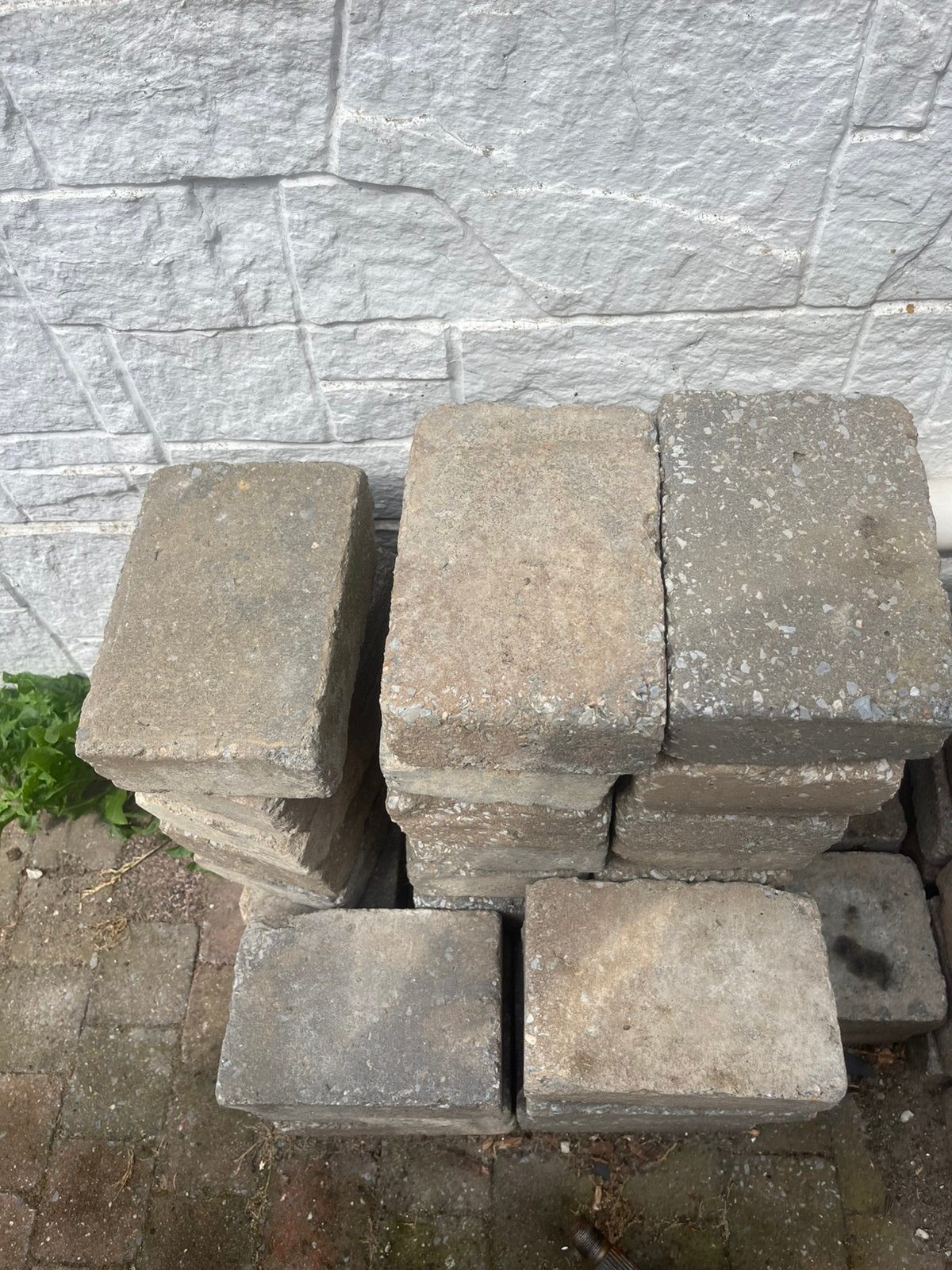 Betonklinkers 21x14x6 30stuks, Ophalen, Zo goed als nieuw, Beton, Klinkers