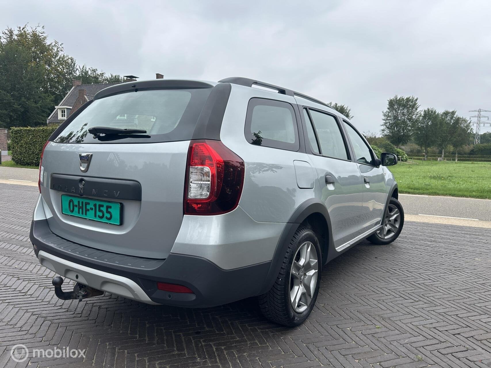 Dacia Logan MCV Stepway 0.9 TCe Tech Road Trekhaak Cruise✅, Auto's, Voorwielaandrijving, Stof, Gebruikt, Zwart