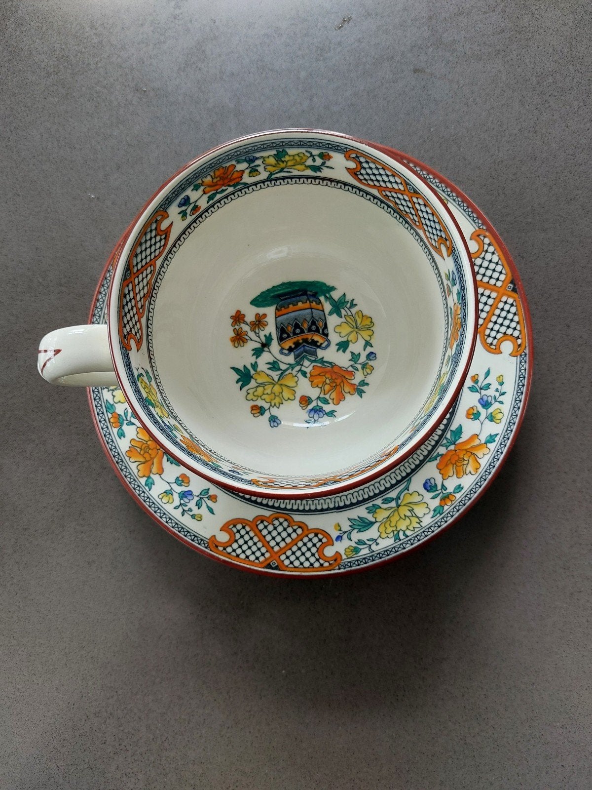 Petrus Regout Flora kop en schotel, Ophalen of Verzenden