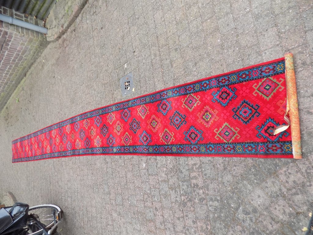 Traploper jaren 60 rood klassiek patroon, Huis en Inrichting, Ophalen of Verzenden, Gebruikt