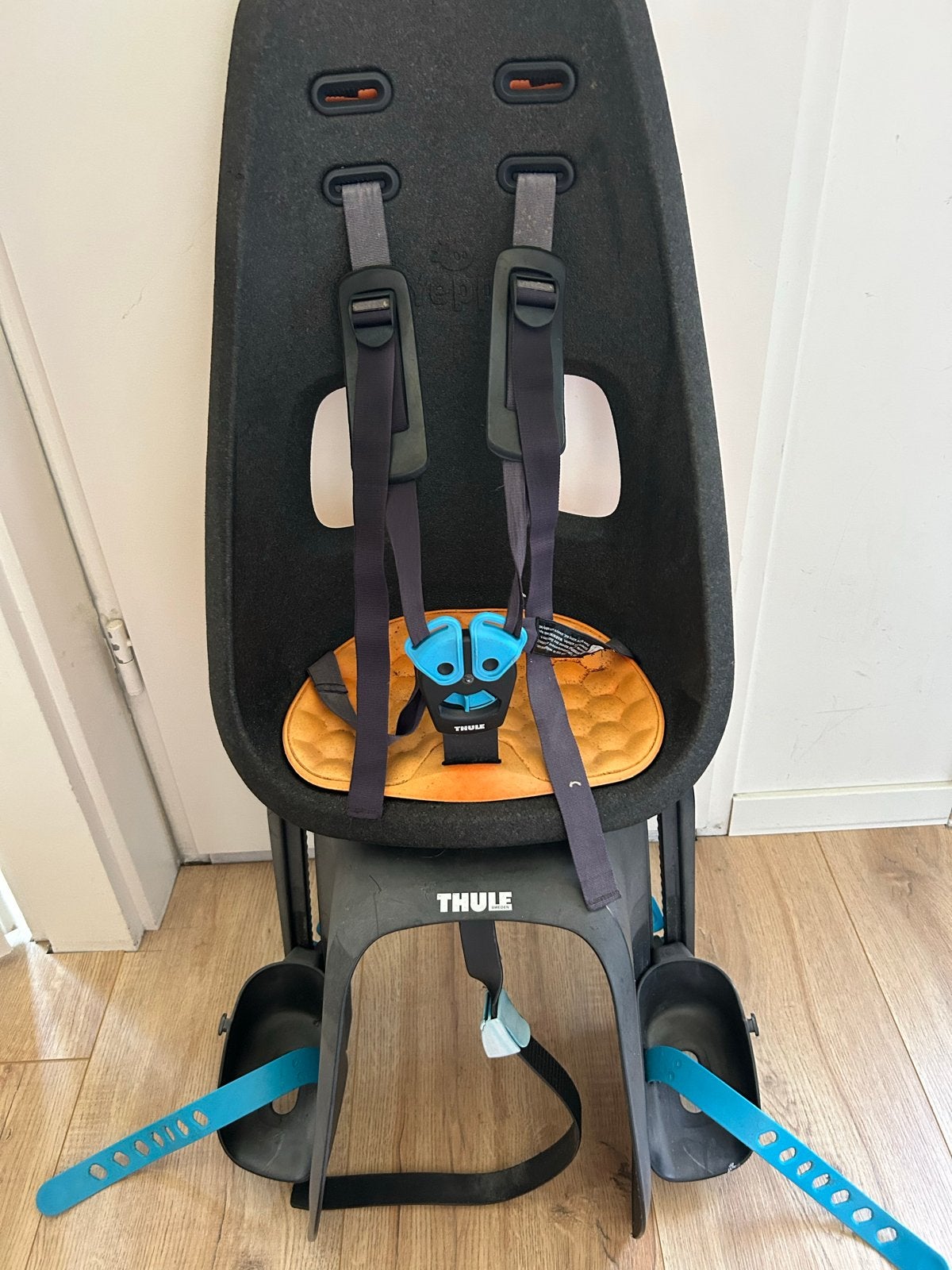 Gebruikt Thule fietsstoeltje voor kinderen 1-6 jaar, Ophalen of Verzenden, Gebruikt, 9 t/m 36 kg, Achterzitje