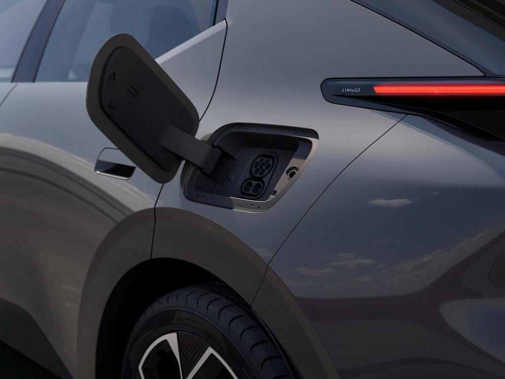 Lynk & Co 02 More 66 kWh NIEUW OP VOORRAAD, Automaat, 1795 kg, Adaptive Cruise Control, Nieuw