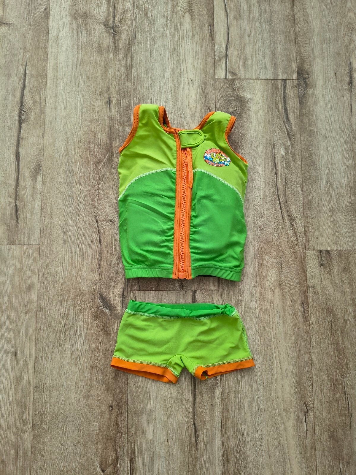 Mooi groen oranje Krokobill zwemvest, drijfvest zwemles, M., Kinderen en Baby's, Gebruikt, Ophalen of Verzenden, Onb, Zwem-accessoire