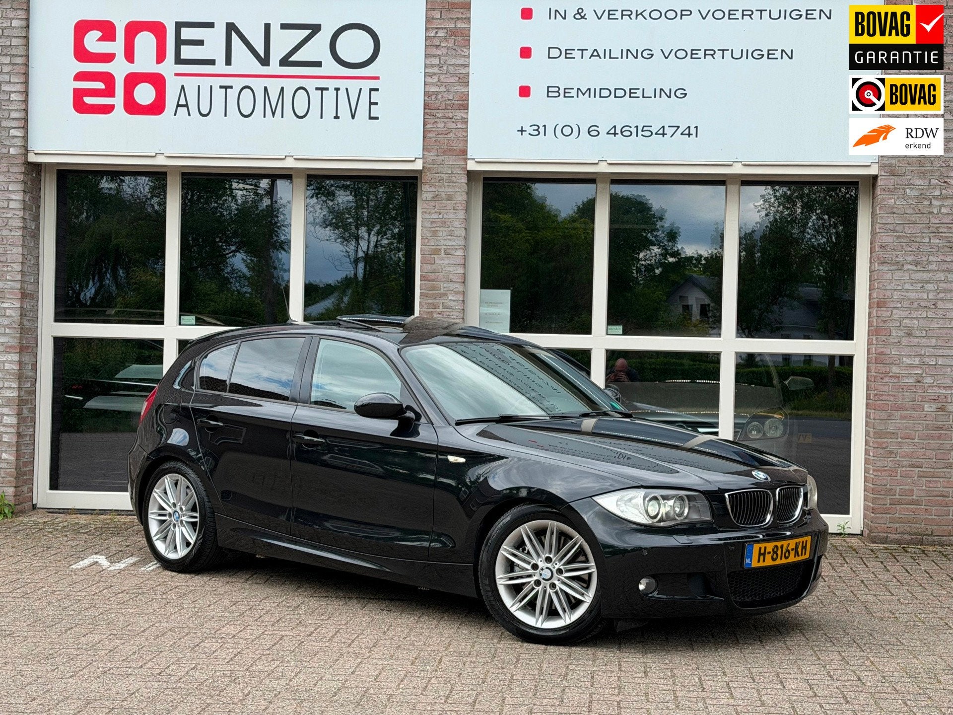 BMW 1-serie 130i Executive zeer nette staat! Xenon Pano M-pa, Achterwielaandrijving, Gebruikt, Leder en Stof, 6 cilinders