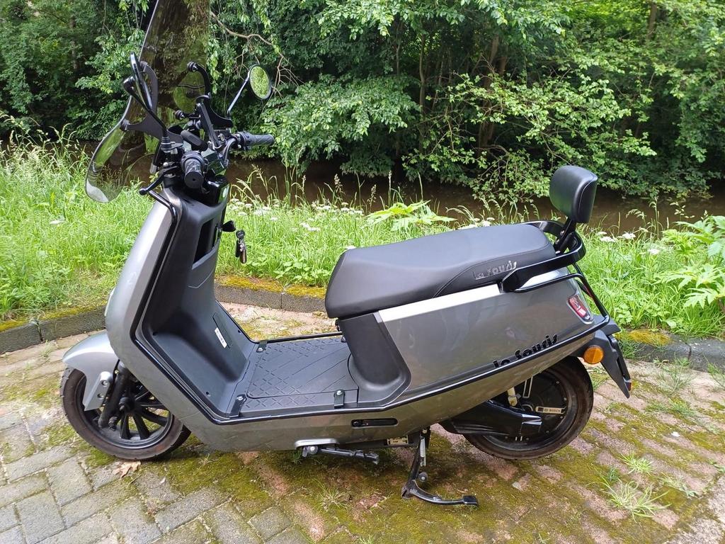 La Souris E-ID S6 Elektrische snor scooter, Ophalen of Verzenden, Zo goed als nieuw, Elektrisch, Overige merken