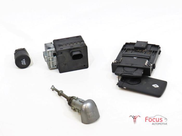 Kontaktslot + Sleutel van een Renault Scenic, Gebruikt, -, Renault, -