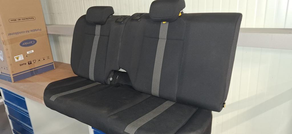 Te koop achterbank VW Up, Auto-onderdelen, Interieur en Bekleding, Ophalen, Gebruikt, Volkswagen