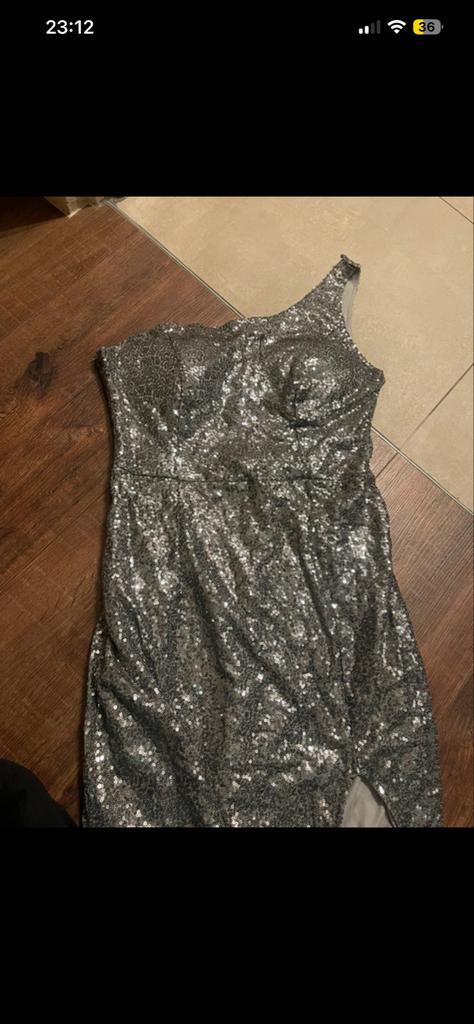 Glitter jurk voor een feestje of carnaval, Ophalen of Verzenden, Zo goed als nieuw, Maat 36 (S), Grijs