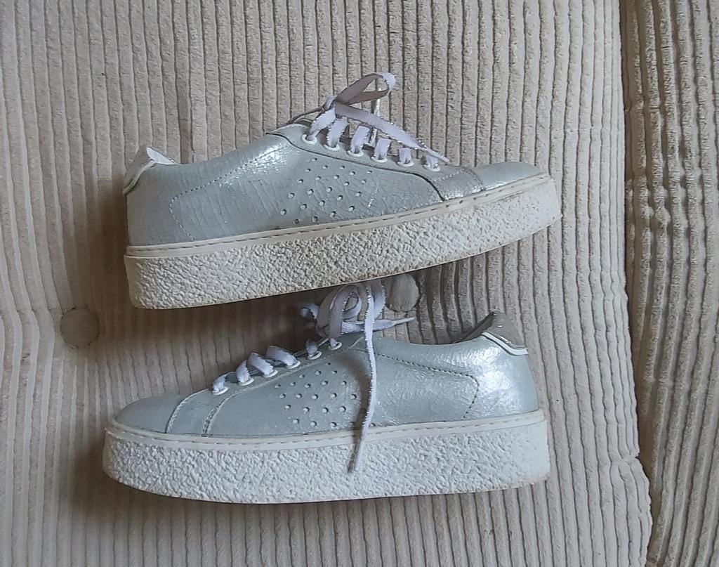 Als nieuw leren VISIONS dames sneakers mt 40, Kleding | Dames, Schoenen, Overige kleuren, Ophalen of Verzenden, Visions, Sneakers of Gympen