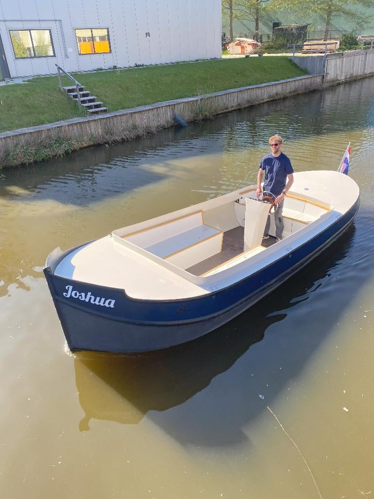 Stalen Sloep, Watersport en Boten, Sloepen, Zo goed als nieuw, Afdekzeil, Diesel, Staal, Binnenboordmotor, Ophalen