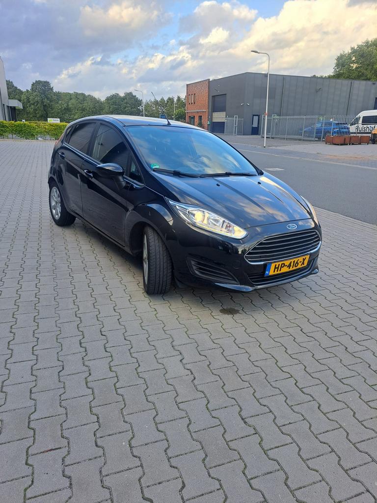 Ford Fiësta 1.5 Tdci 70KW 5DR 2015 Zwart, Voorwielaandrijving, Stof, 1036 kg, 96 €/maand