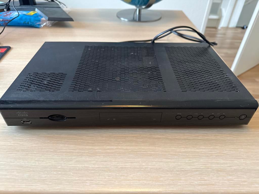 Cisco 602AD0DCAE29 Decoder - Gebruikt, Audio, Tv en Foto, Decoders en Harddiskrecorders, Ophalen of Verzenden, Gebruikt, Decoder