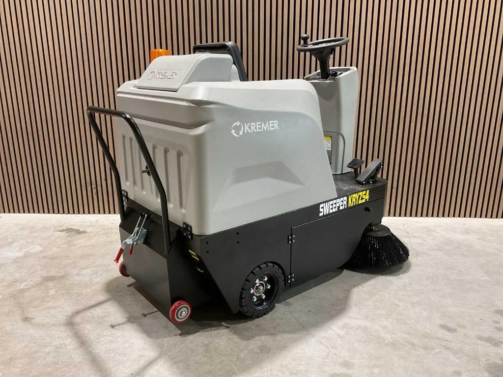2025 KREMER Sweeper KRYZ54 veegmachine nieuw op voorraad ‼️, Ophalen