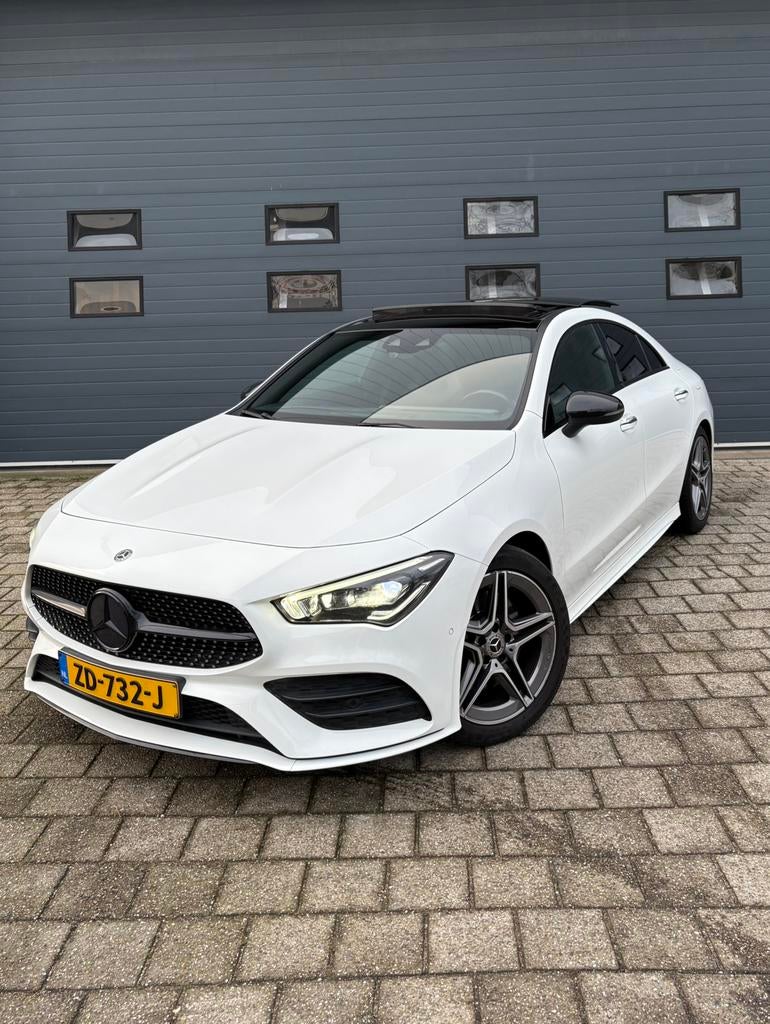 Mercedes-Benz CLA 200 Premium Plus Pano Sfeer Memory HUD, Auto's, CLA, 4 cilinders, Lichtsensor, Origineel Nederlands