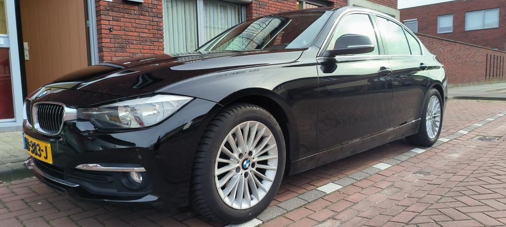 Originele Bmw velgen met A merk winterbanden en sensoren.., Gebruikt, Banden en Velgen, 17 inch, Personenwagen