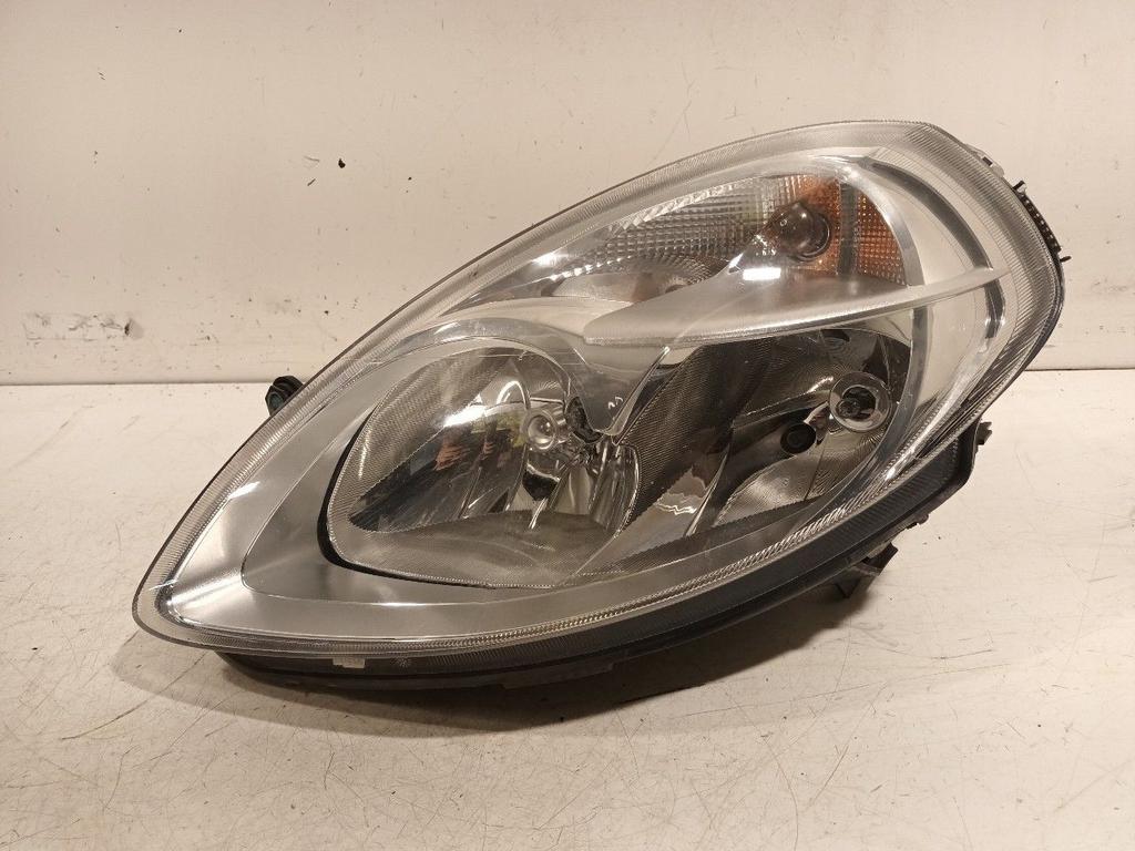 Koplamp links Lancia Ypsilon, Auto-onderdelen, Verlichting, Onderdelen@venauto.nl, Van der Ven Autorecycling B.V., Gebruikt, Ettenseweg 76, 4706 PB Roosendaal, The Netherlands