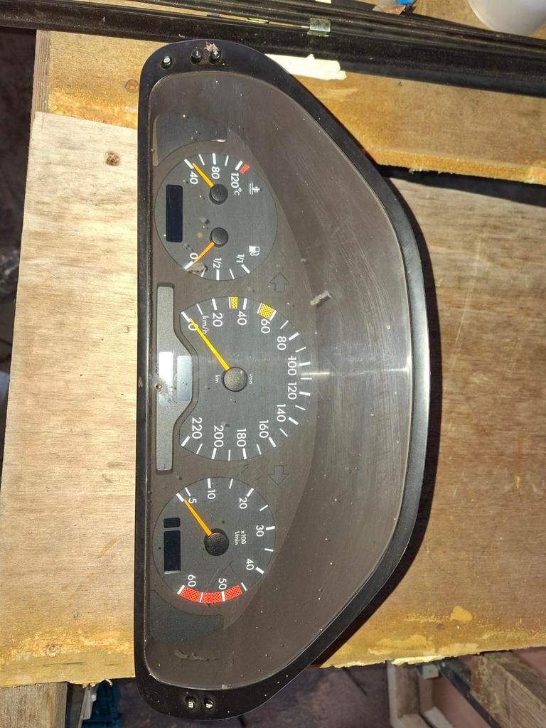 Mercedes W202 Tellerklok diesel – VDO – A2024401011, Ophalen of Verzenden, Nieuw, Mercedes-Benz