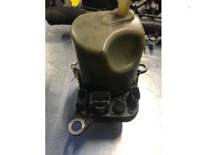 Stuurbekrachtiging Pomp van een Ford C-Max, Gebruikt, -, -, Ophalen of Verzenden