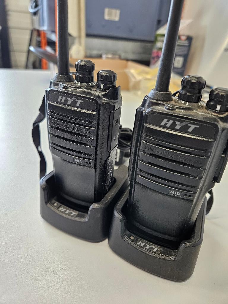 portofoons Hyt, Ophalen, Gebruikt, Portofoon of Walkie-talkie, Met broekklem