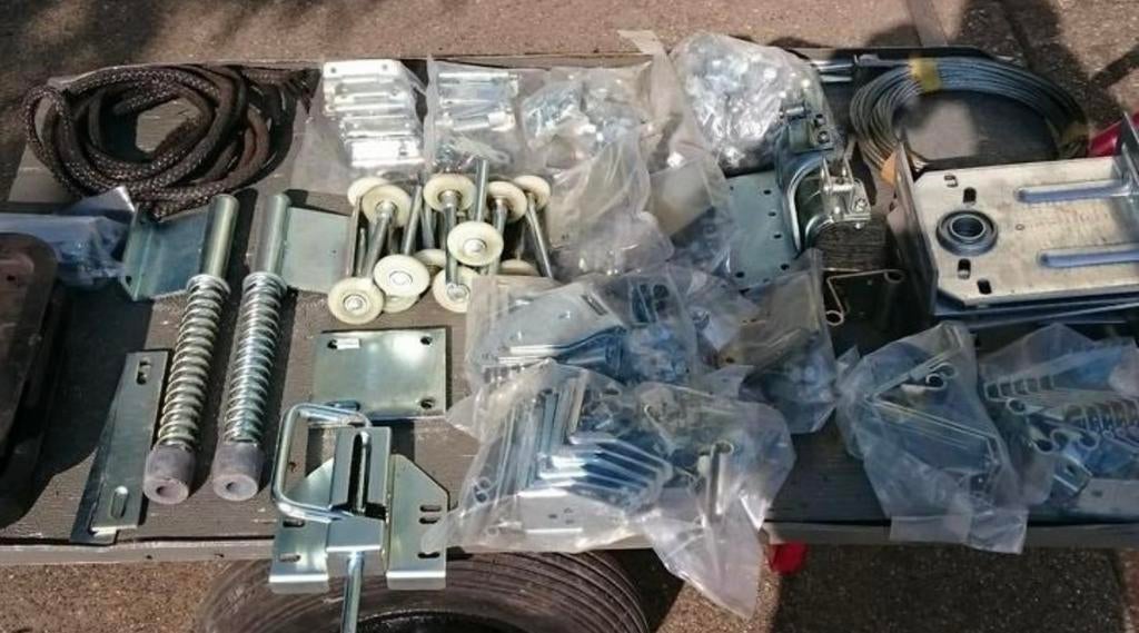 Onderdelen, service, reparatie garagedeur, roldeur, deuren, Garagedeur, Ophalen of Verzenden, Zo goed als nieuw, 120 cm of meer