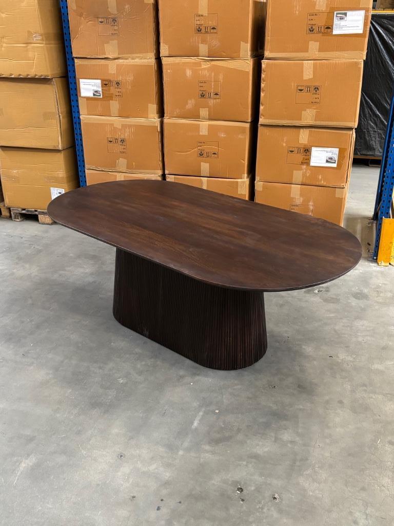 SALE! Ovale Eettafel Commodore – Z / W/ N - 210cm en 240cm, Ophalen, 100 tot 150 cm, Vijf personen of meer, Ovaal