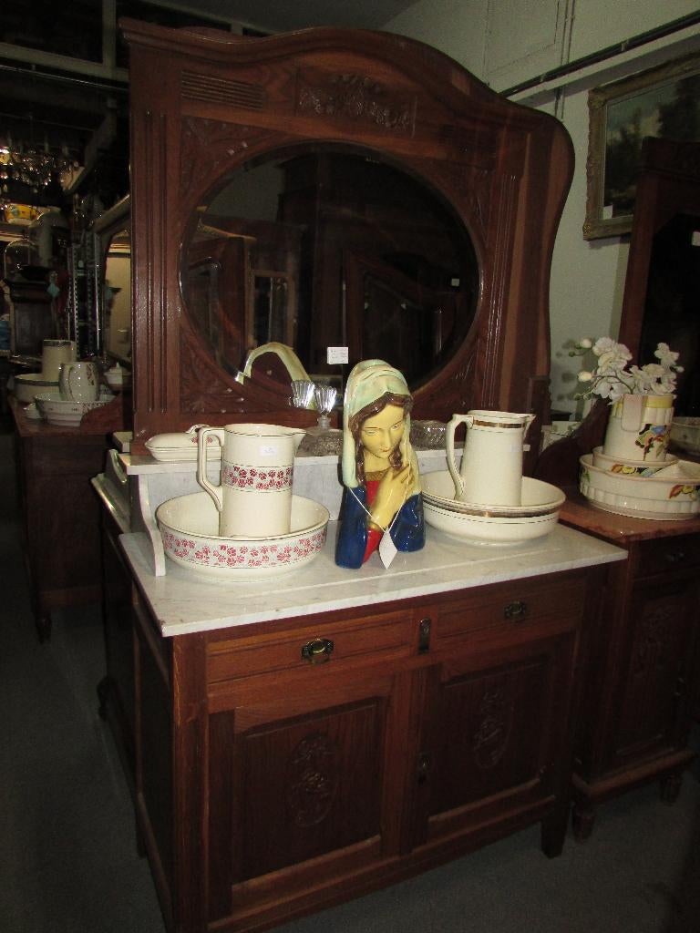antieke eiken commode kaptafel marmer blad  295,00, Huis en Inrichting, Tafels | Kaptafels, Zo goed als nieuw, 150 tot 200 cm