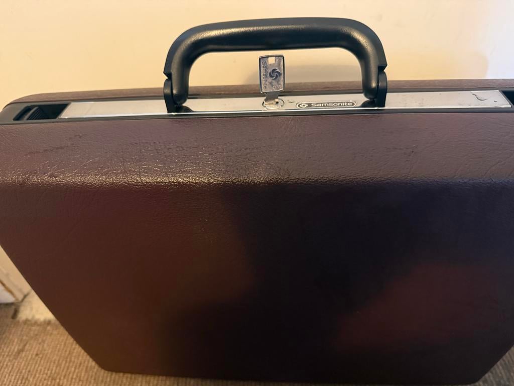 Samsonite Attache Koffer - Vintage, Sieraden, Tassen en Uiterlijk, Koffers, Gebruikt, 50 tot 60 cm, Hard kunststof, Slot