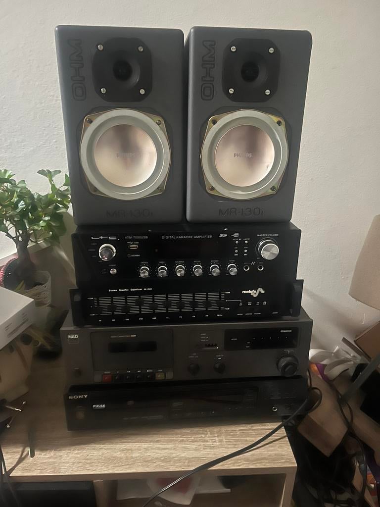 Stapel audio apperatuur(bij sommige ook apart mogelijk), Ophalen