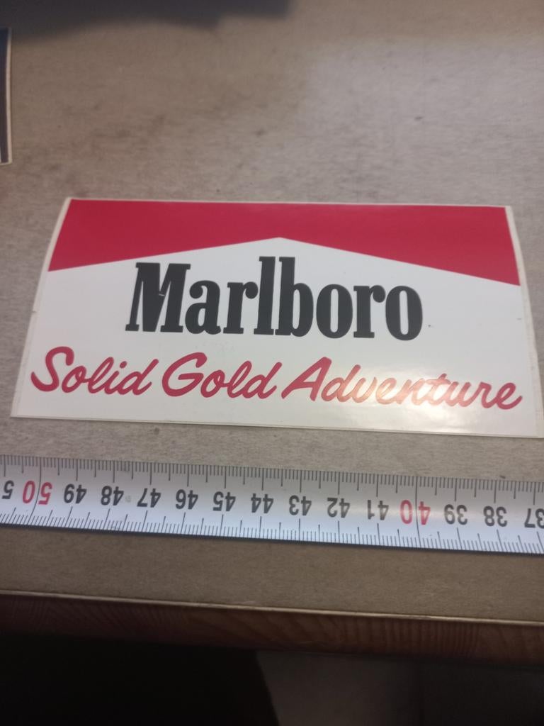 Marlboro solid gold adventure, Ophalen of Verzenden, Zo goed als nieuw