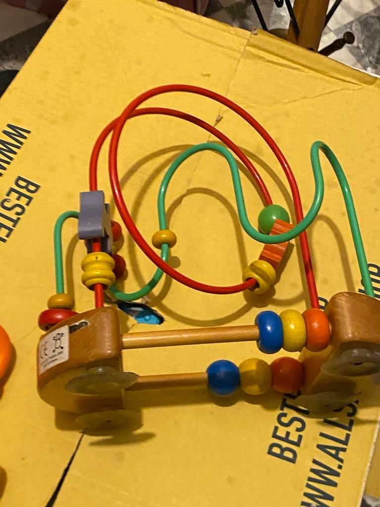 Houten Baby Speelgoed met Kralen, Ophalen of Verzenden, Zo goed als nieuw, Auto, Met wieltjes