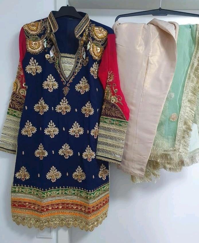Blauw indiase pak Salwar Kamiz - Handgeborduurd, Kleding | Dames, Overige typen, Blauw, Ophalen of Verzenden, Zo goed als nieuw