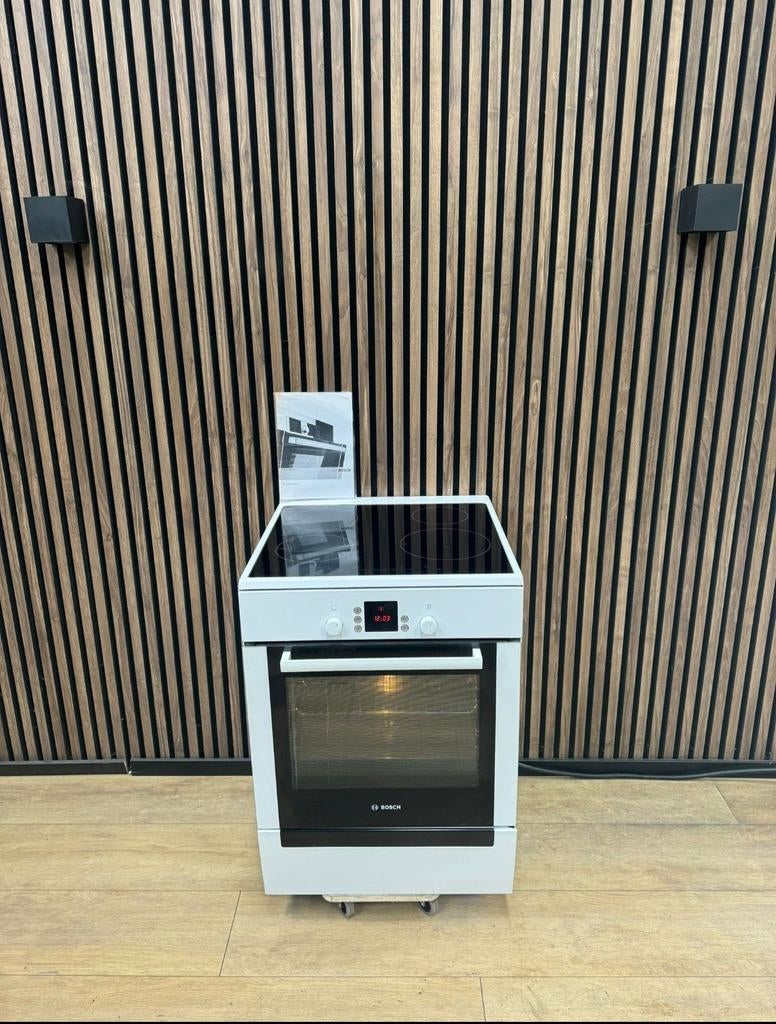 Zo goed als nieuwe Bosch INDUCTIE Fornuis (Gratis bezorgen), 60 cm of meer, Zo goed als nieuw, Energieklasse A of zuiniger, Inductie