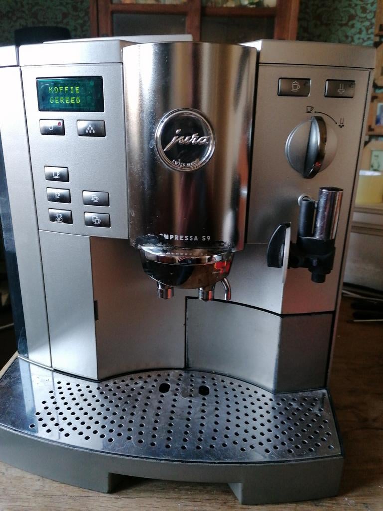 Te koop veel onderdelen en onderhoud  Jura koffiemachine.s., Witgoed en Apparatuur, Koffiezetapparaten, Ophalen of Verzenden, Koffiemachine