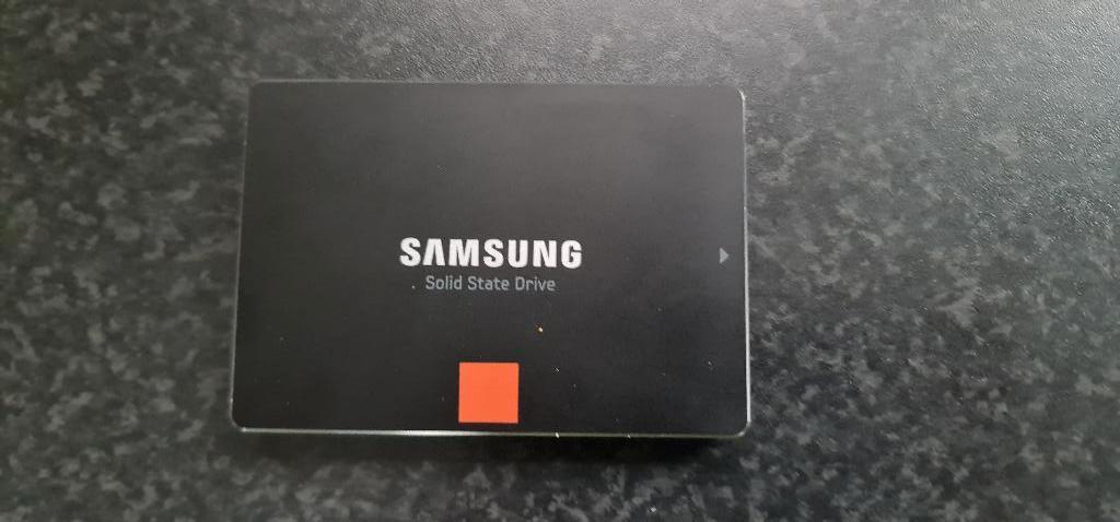 samsung ssd 840, Intern, Ophalen of Verzenden, Zo goed als nieuw, Samsung