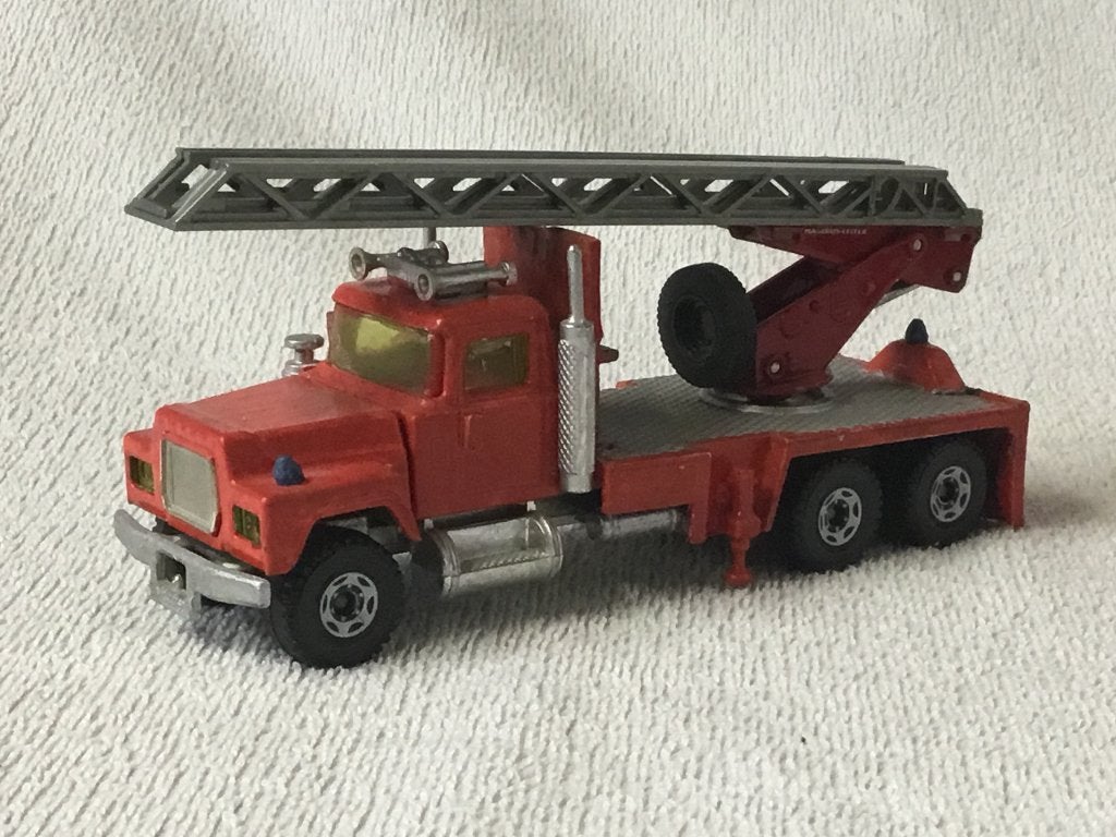 MACK ladderwagen van de brandweer, Ophalen of Verzenden, Zo goed als nieuw, Bus of Vrachtwagen, SIKU