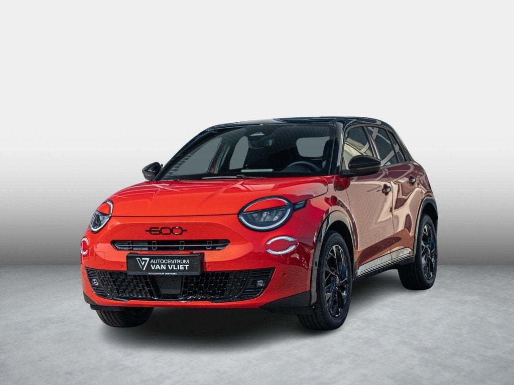 Fiat 600E Sport 54 kWh (bj 2026, automaat), Auto's, Fiat, Automaat, Gebruikt, 156 pk, SUV of Terreinwagen