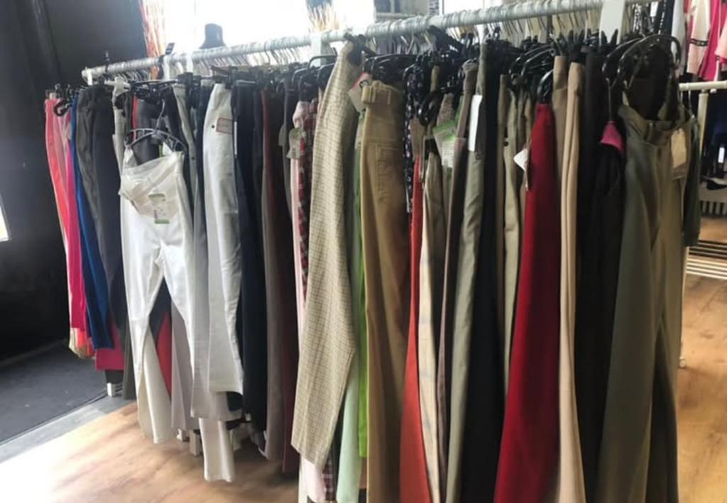 Outlet kleding, Kleding | Dames, Ophalen of Verzenden, Nieuw