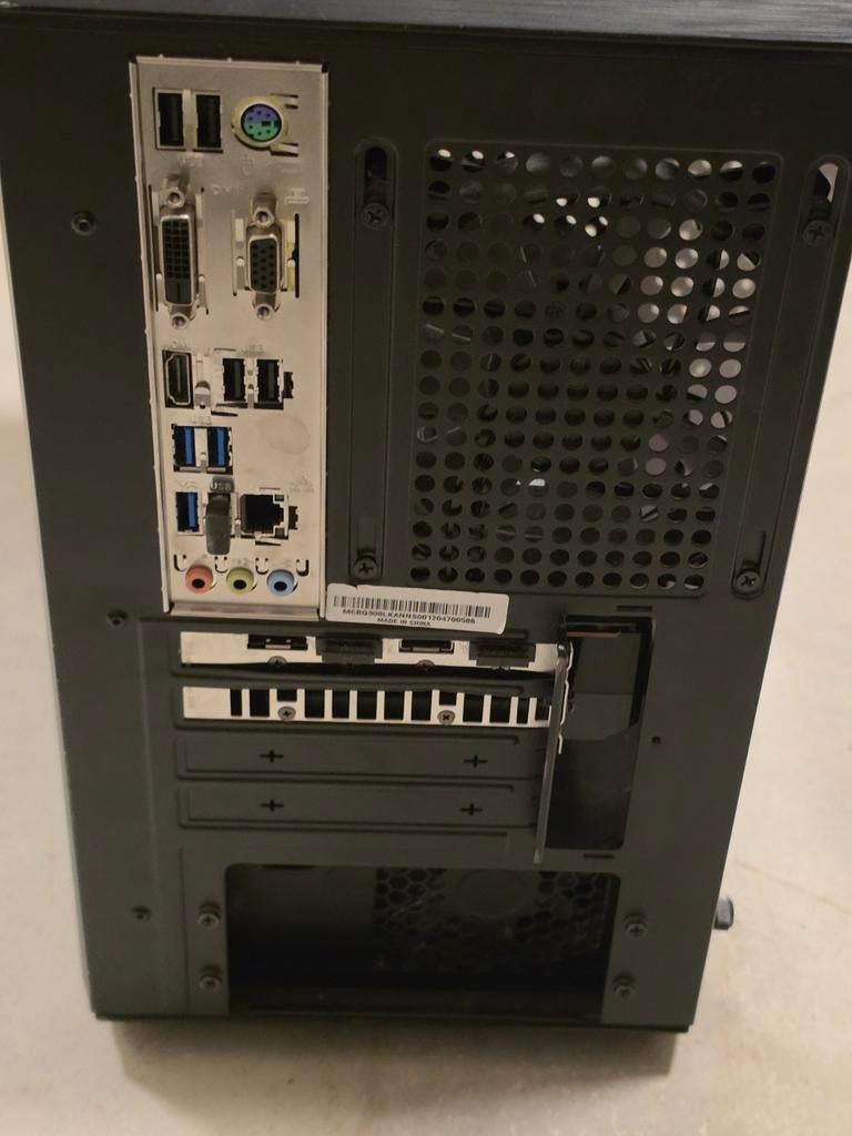 Gaming PC Ryzen 5 5500 RX 6600 32GB RAM 1TB NVMe SSD, 32 GB, Ryzen 5 5500, Ophalen of Verzenden, Zo goed als nieuw