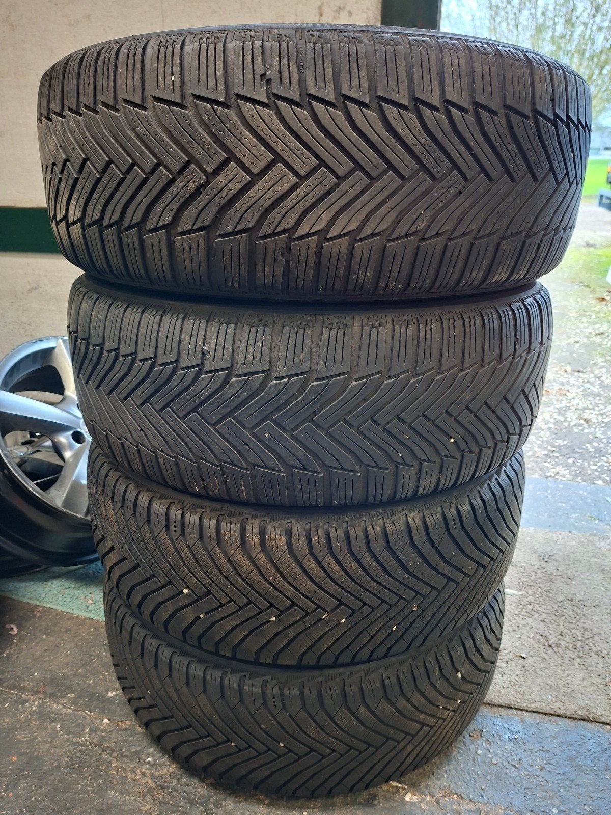 4x Michelin Alpin Winterbanden 215 60 16, Ophalen, 16 inch, Winterbanden, Band(en)