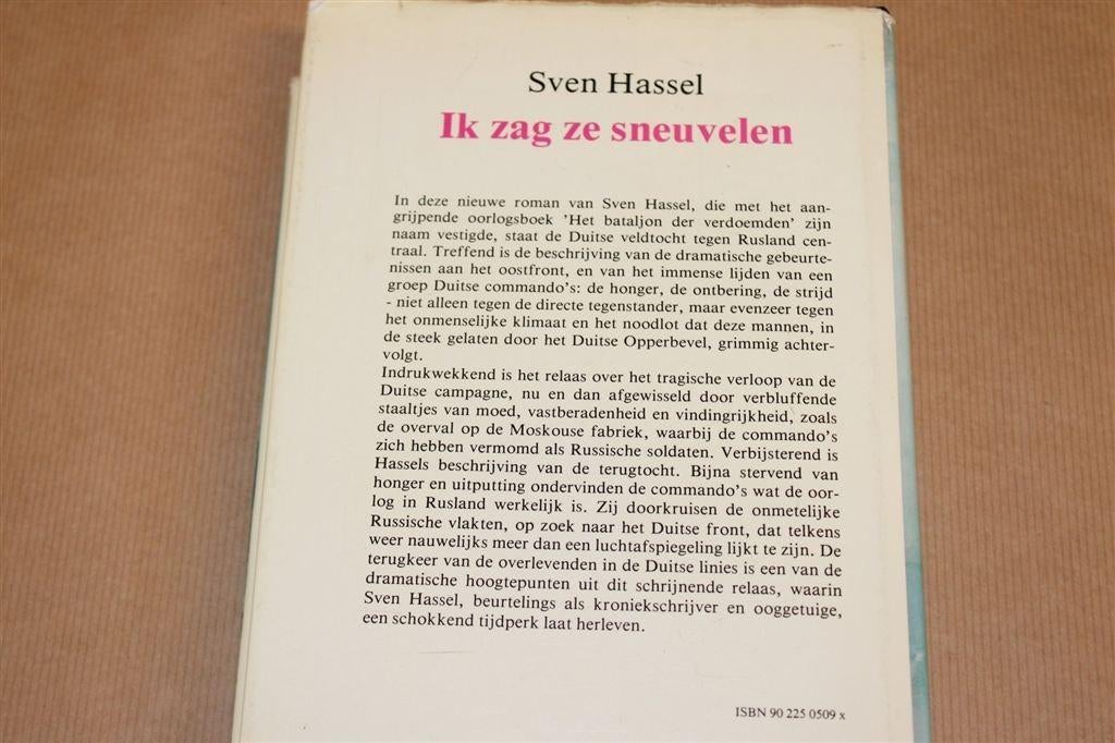 Sven Hassel — Een Duits Strafbataljon aan het Oostfront, Ophalen of Verzenden, Gelezen