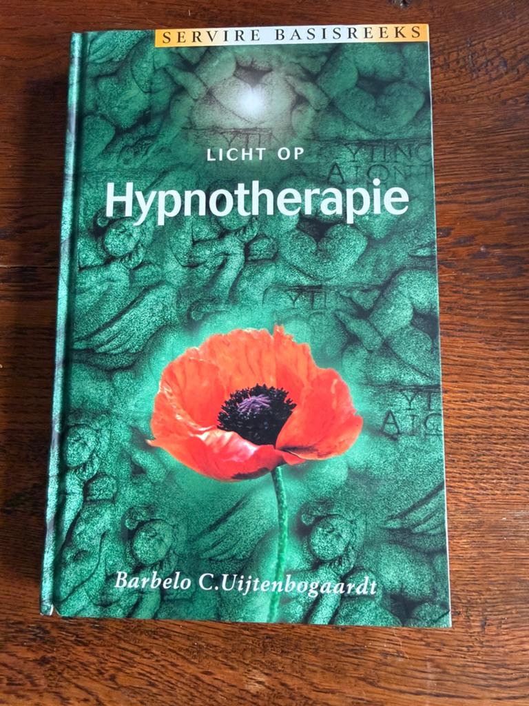 Licht Op Hypnotherapie - Barbelo Christina Uijtenbogaardt, Ophalen of Verzenden, Zo goed als nieuw