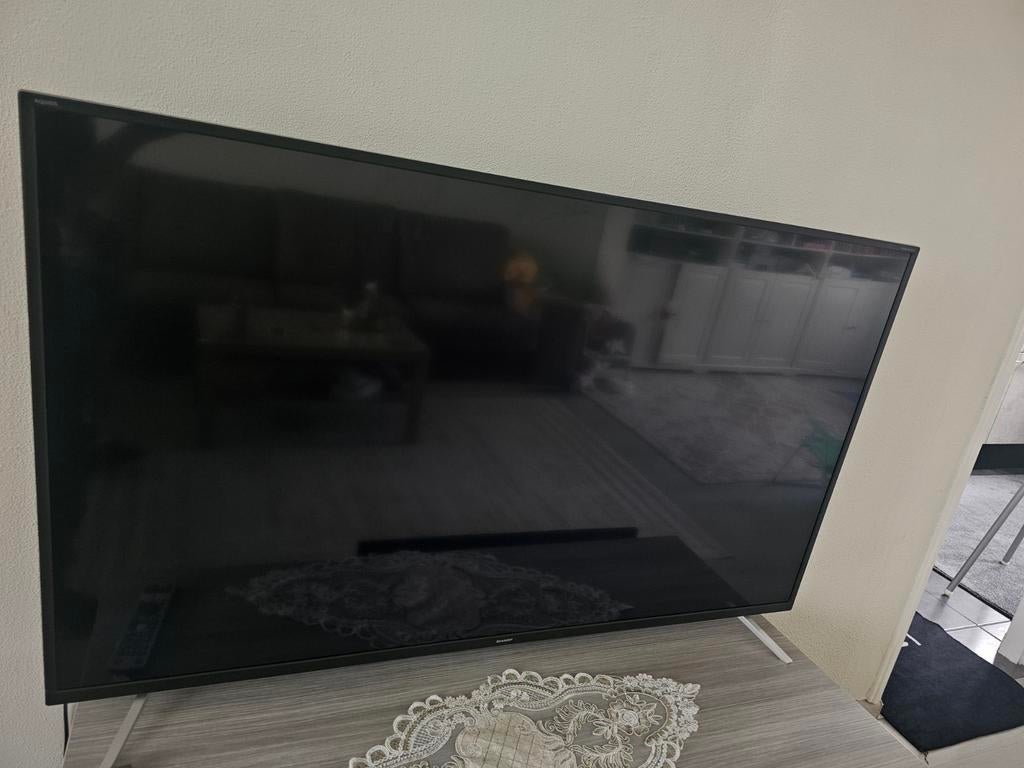 Sharp 55 inch TV met kapot scherm - voor onderdelen, Ophalen, 50 Hz, Sharp, 100 cm of meer